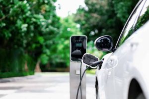 Carros elétricos reduzem emissões nos Estados Unidos, aponta estudo