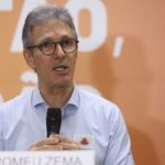 Chamado de 'rato' e 'oportunista' pelo filho '02', Zema diz