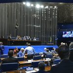 Comissão do Senado ressuscita voto impresso e reduz penas para