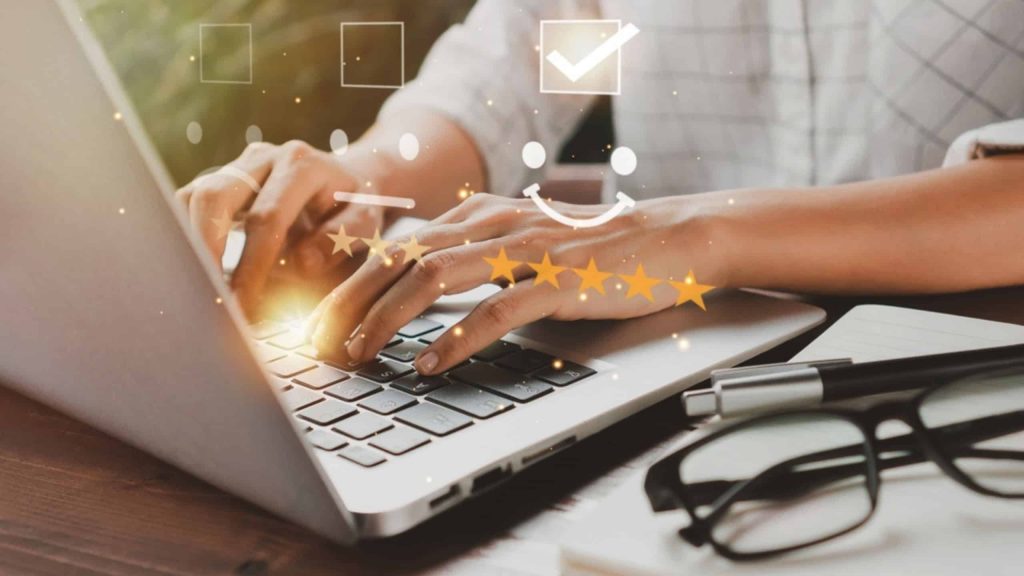 Como identificar avaliações falsas na Shopee, Amazon e Airbnb