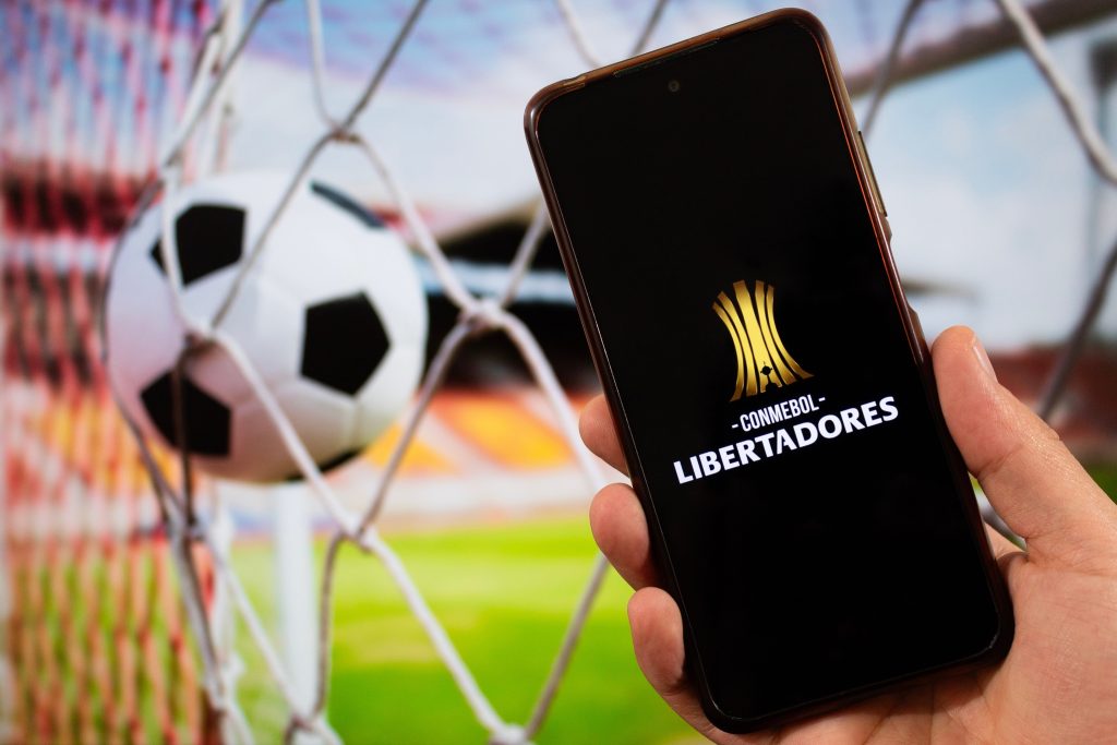 Conmebol adota IA para combater racismo e promete sanções