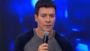 Dança, novela e programa: Entenda a ida de Rodrigo Faro