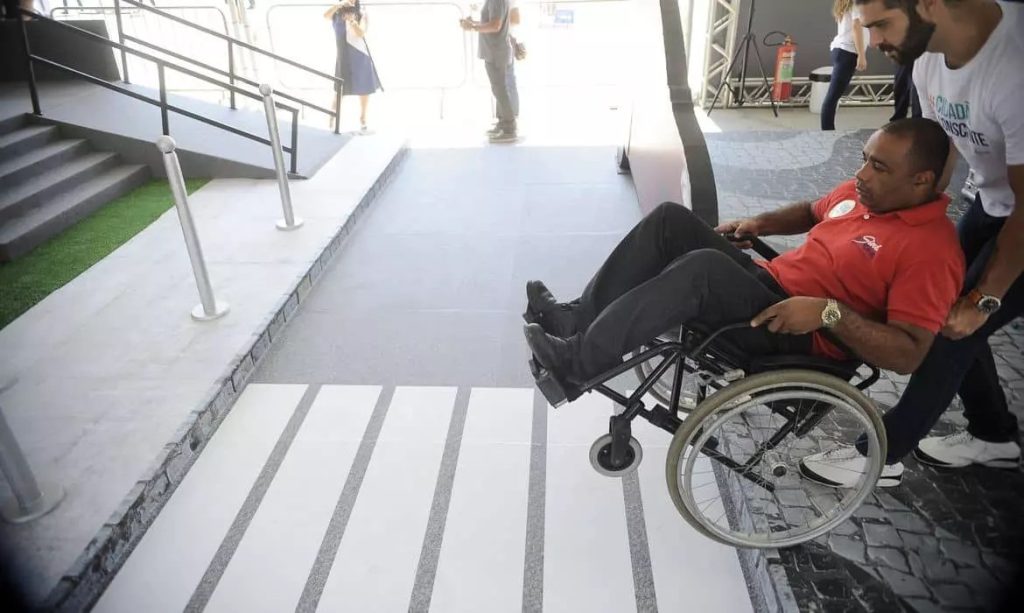 Delegacias do RJ terão que se adaptar para atender pessoas