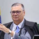 Dino manda PF investigar R$ 694 milhões em emendas pix