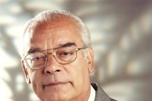 Diplomata de carreira afirma: “Estamos em plena Segunda Grande Guerra