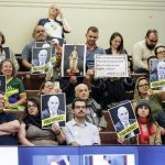 Direita ocupa plenário da Câmara do Rio em audiência sobre