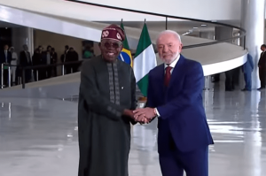 Em busca de parceiros comerciais, Lula recebe presidente da Nigéria