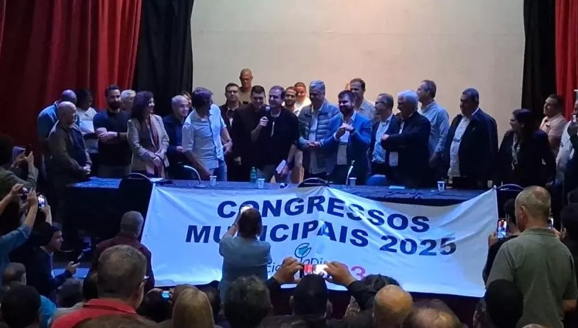 Em clima de pré-campanha, Paes e Pedro Paulo disparam contra