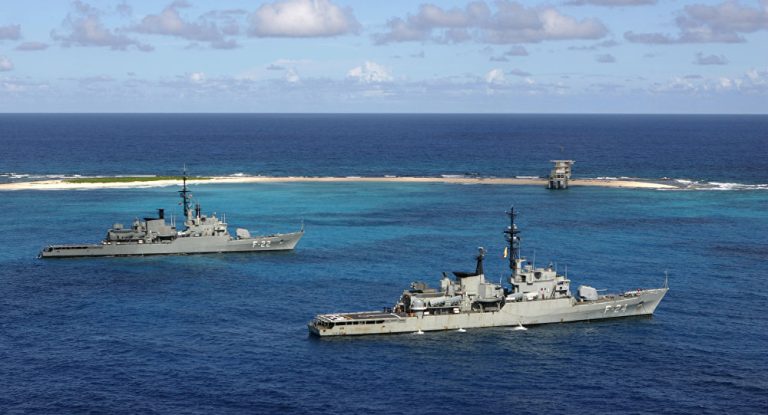 Entenda o poder de fogo dos navios norte-americanos próximos à