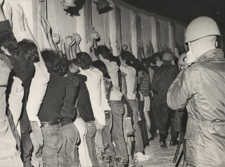 Famílias de 63 vítimas da ditadura recebem atestado de óbito