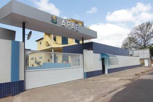 Festival de capoeira para alunos do espectro autista é realizado