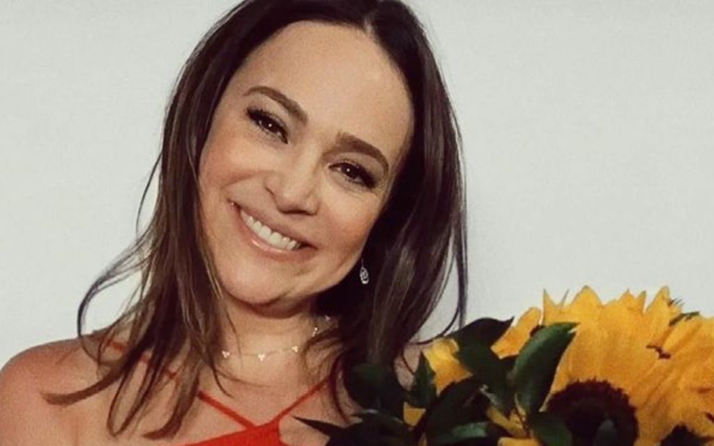 Filha de Regina Duarte revela expõe salário na Globo: “Ganhando