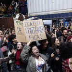 GCM usa força desproporcional e gás de pimenta para despejar