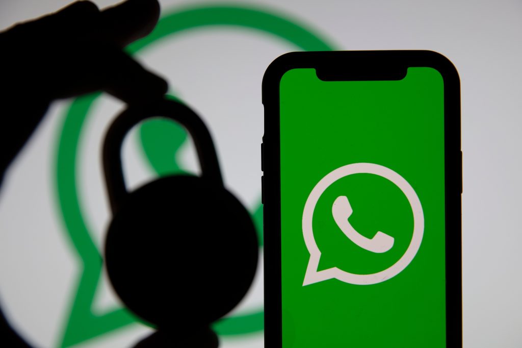 IA do WhatsApp vai espiar suas conversas? Corrente gera dúvida