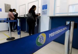 INSS suspende contrato com Crefisa após denúncias de coação de aposentados