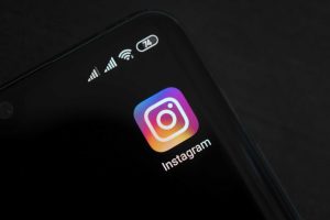 Instagram agora permite agrupar sequências de Reels