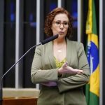 Irmã de Carla Zambelli denuncia abandono do PL e teme