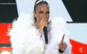 Ivete Sangalo dá resposta afiada em repórter do SBT após