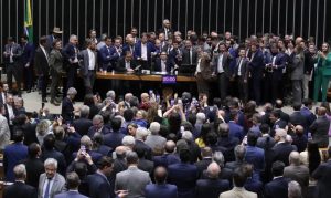 Juristas avaliam motim de bolsonaristas no Congresso como quebra de