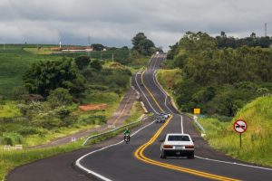 Justiça determina que governo mantenha radares de velocidade ativos em
