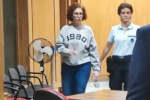 Justiça italiana mantém Carla Zambelli presa enquanto avalia extradição –