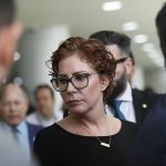Justiça mantém prisão de Carla Zambelli na Itália durante processo
