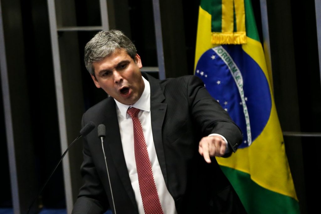 Lindbergh aciona STF para barrar efeitos da sanção dos EUA