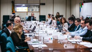 Lotema participa da reunião para criação do Sistema Nacional de