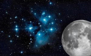 Lua encontra as “sete irmãs” Plêiades neste fim de semana