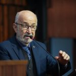 Luiz Paulo propõe garantir salário mínimo para todos os servidores