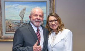 Lula homenageia Janja em aniversário com mensagem romântica e vídeo