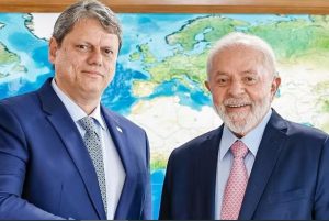 Lula lidera, mas tem vantagem menor contra Tarcísio e Ratinho