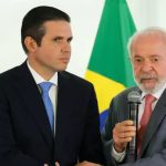 Lula reafirma apoio político a Hugo Motta após crise do