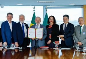 Lula sanciona lei que libera R$ 22 bilhões do FNDCT