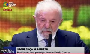 Lula se emociona e chora em reunião no Planalto e