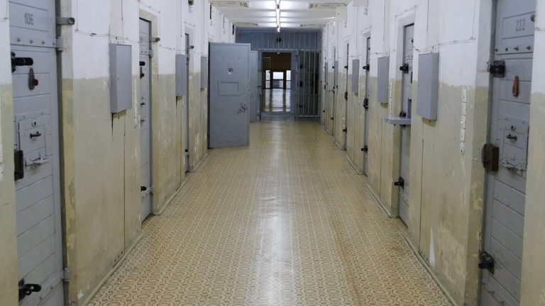 Mais de mil detentos do Maranhão são autorizados a sair