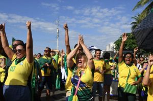 Manifestação reunirá aliados de Bolsonaro em Copacabana neste domingo –