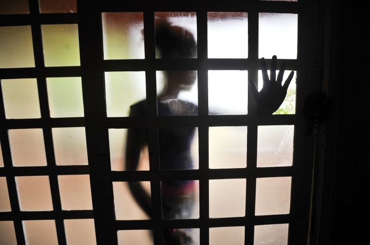 Maranhão sanciona lei que cria patrulha para proteger crianças vítimas
