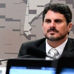 Marcos do Val tem medidas cautelares parcialmente revogadas por Moraes