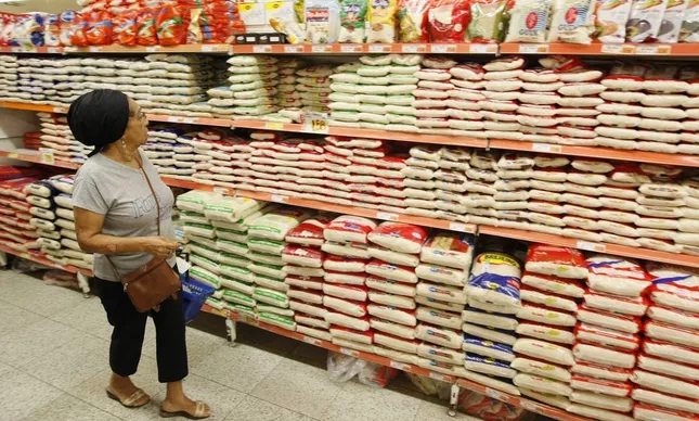 Mercados do Rio terão que separar produtos similares dos originais