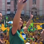Michelle Bolsonaro participa de manifestação no centro de Belém –
