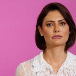 Michelle teve um ‘chilique’, tentou tomar celular de agente da