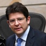 Morre Miguel Uribe, pré-candidato à presidência baleado na Colômbia
