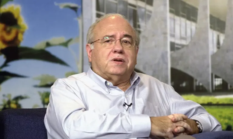 Morre o escritor Luis Fernando Verissimo, aos 88 anos
