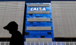 Nascidos em novembro e dezembro recebem abono salarial da Caixa