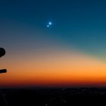 Observe o “beijo brilhante” de Vênus e Júpiter – planetas