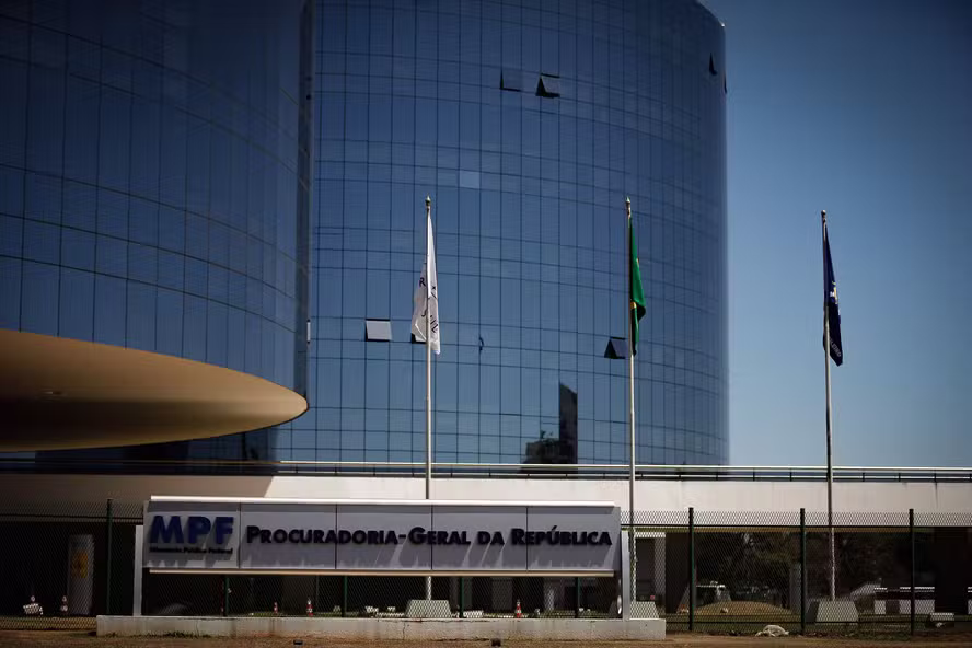 PEC que blinda parlamentares é vista pela PGR como retrocesso
