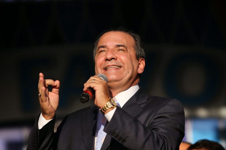 PF apreende celulares de Silas Malafaia em operação autorizada pelo