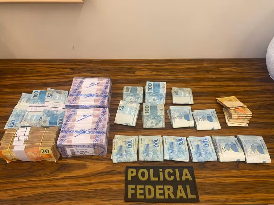 PF investiga desvio de R$ 50 milhões da educação no