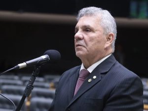 PF vai investigar emenda de R$ 6 milhões de deputado